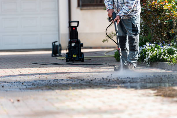 Best Garage Pressure Washing  in North Kingsville, OH
